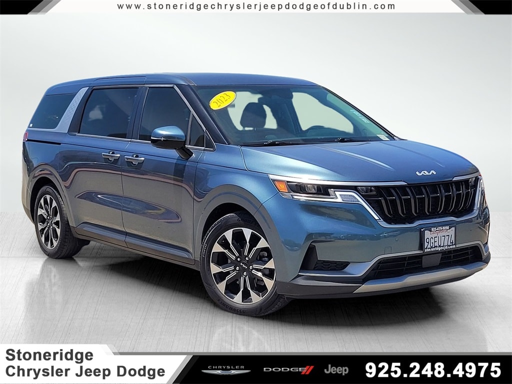 Used 2023 Kia Carnival in Pleasanton