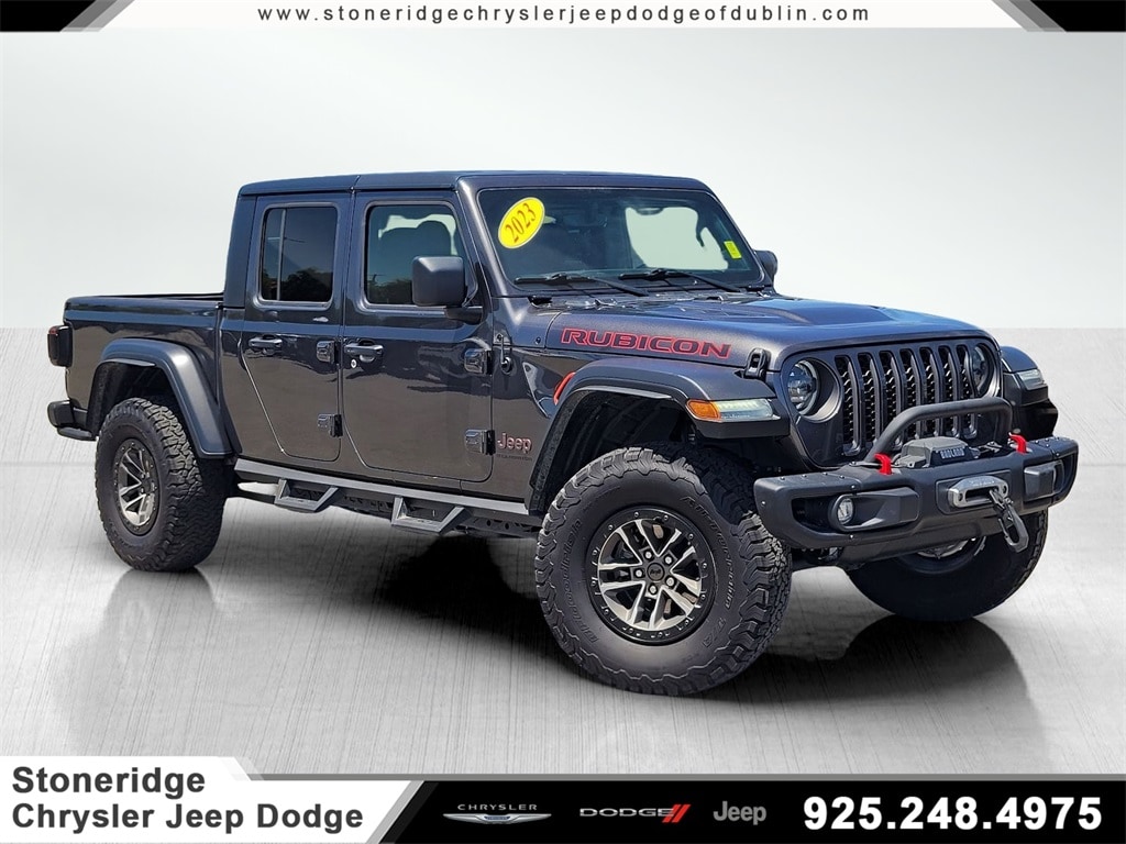 Used 2023 Jeep Gladiator in Pleasanton