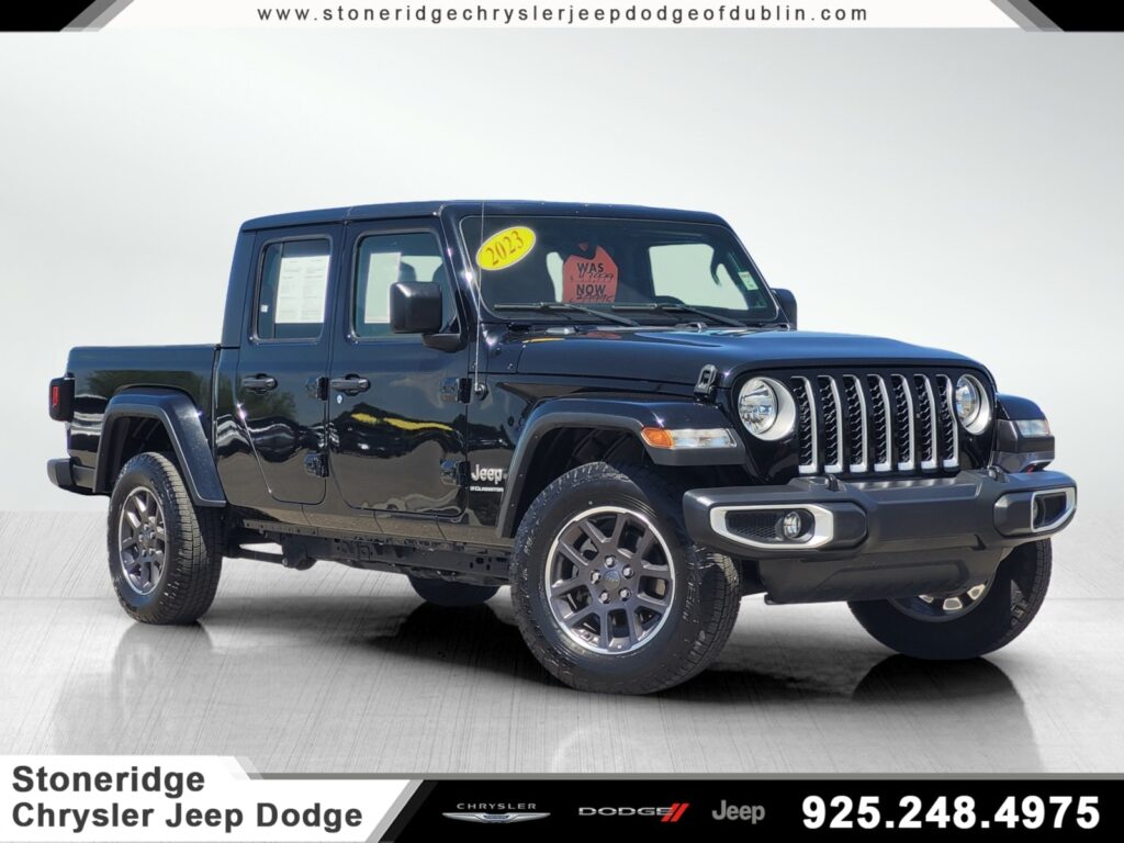 Used 2023 Jeep Gladiator in Pleasanton