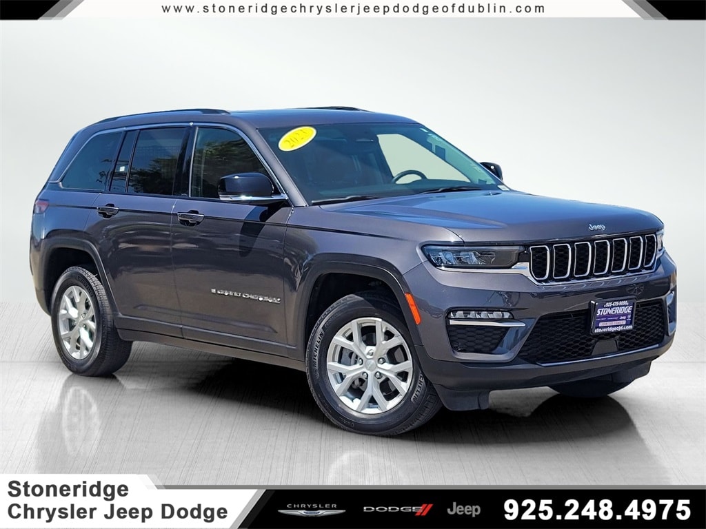 Used 2023 Jeep Grand Cherokee in Pleasanton