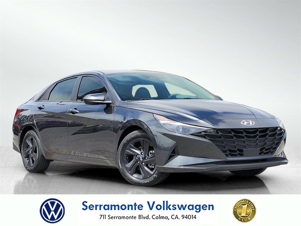 Used 2022 Hyundai Elantra in Colma