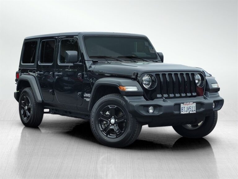 Used 2021 Jeep Wrangler in Newark
