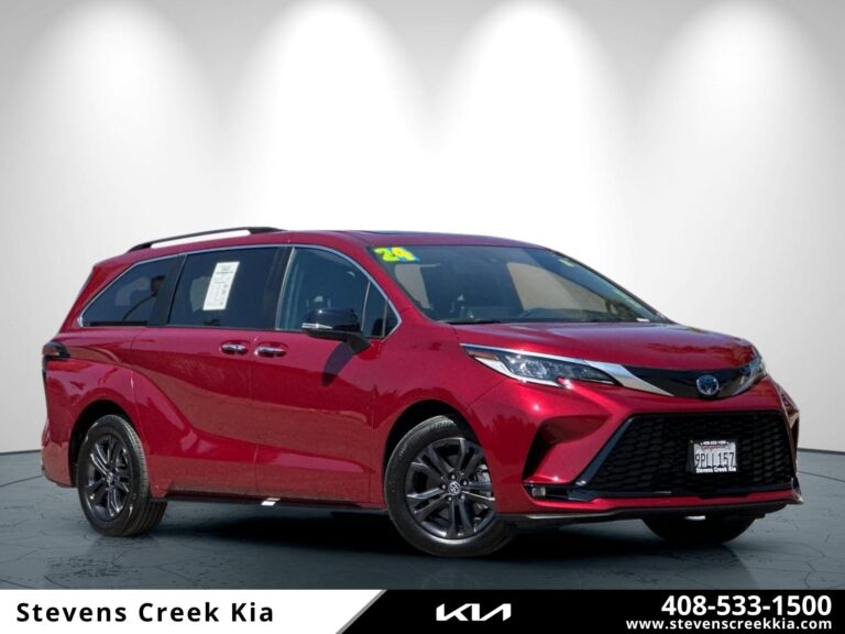 Used 2024 Toyota Sienna in San Jose