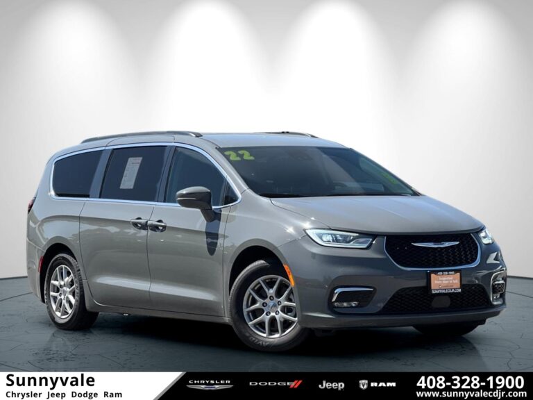 Used 2022 Chrysler Pacifica in Sunnyvale