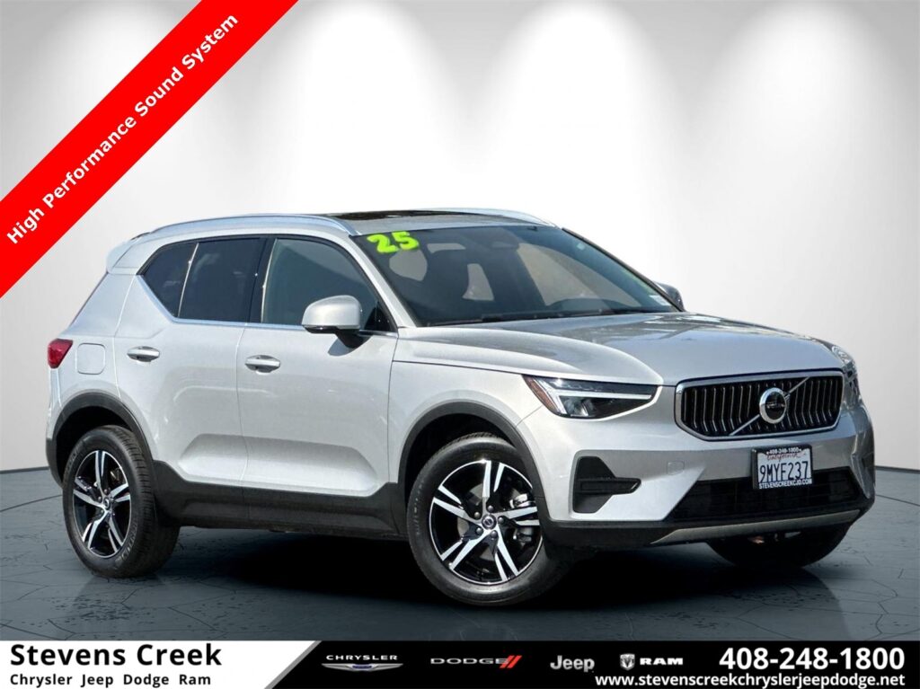 Used 2025 Volvo XC40 in San Jose