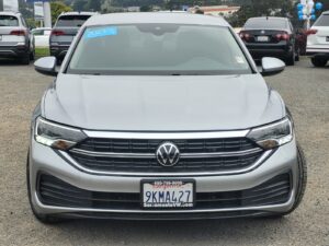 2023 Volkswagen Jetta Silver