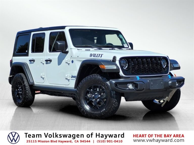 Used 2024 Jeep Wrangler in Hayward