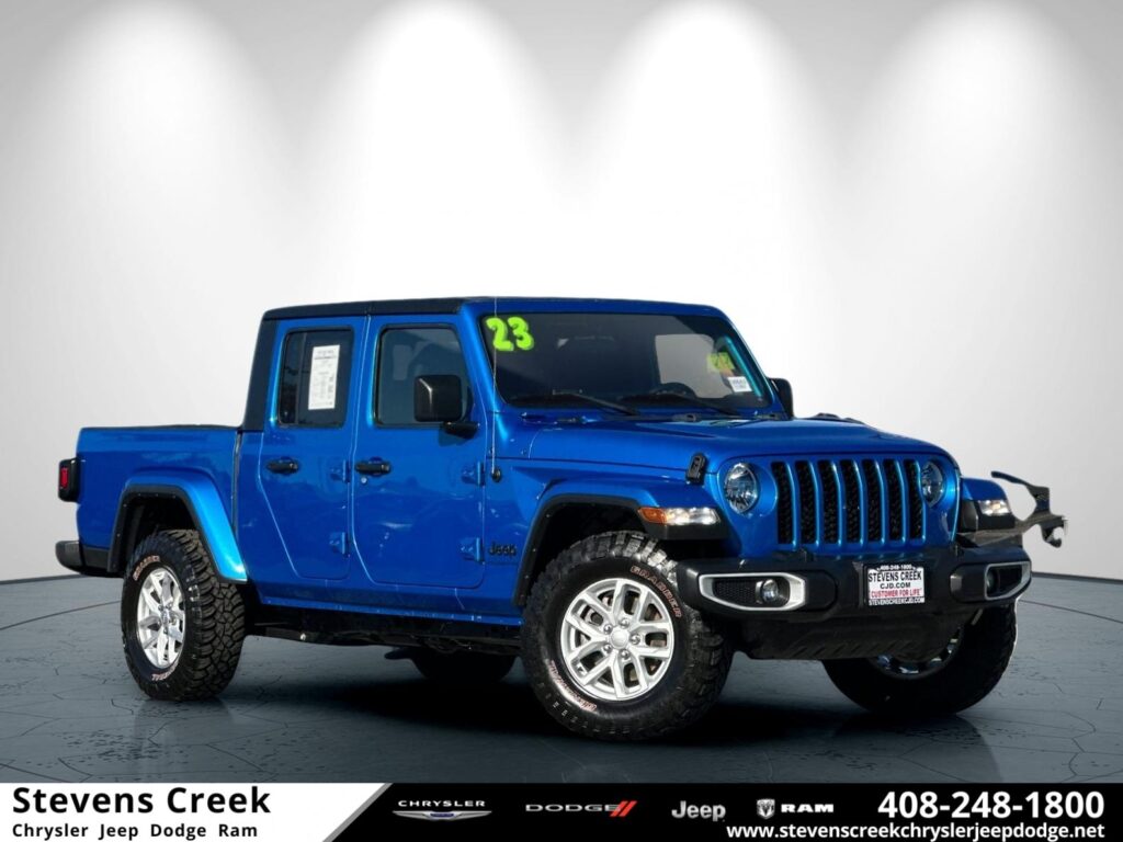Used 2023 Jeep Gladiator for sale in San Jose