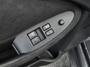 019ee002030f93de36fc78583a3be648x