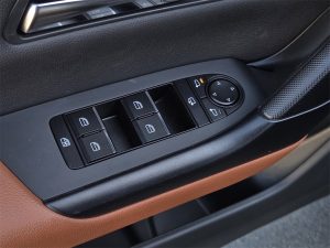 12f669c60f683678f16c0ec7493b3198x