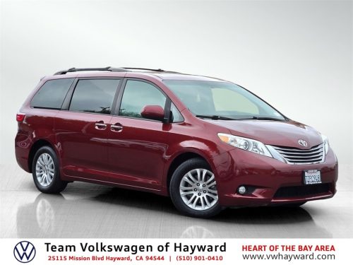 Used 2017 Toyota Sienna for sale in Hayward