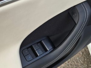 2abba37f1383ec4e3bff2931d7373d93x