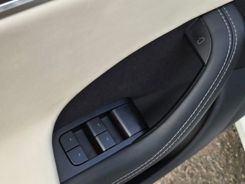 2abba37f1383ec4e3bff2931d7373d93x