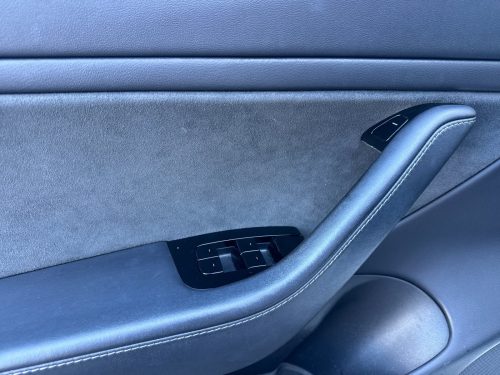 2c3671f63c0c0e8331a1c88a089bb317x