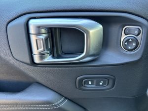 2c5fe22afc3baa02bac5a69dd48ff932x