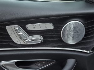 30df9cfac39b3fc9eee88c5253aca5d8x