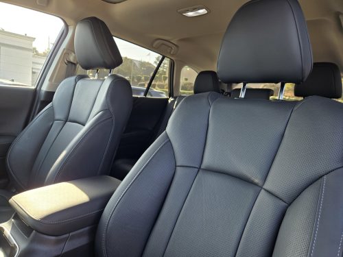 3283f53e28a3bb1677594f616adec108x