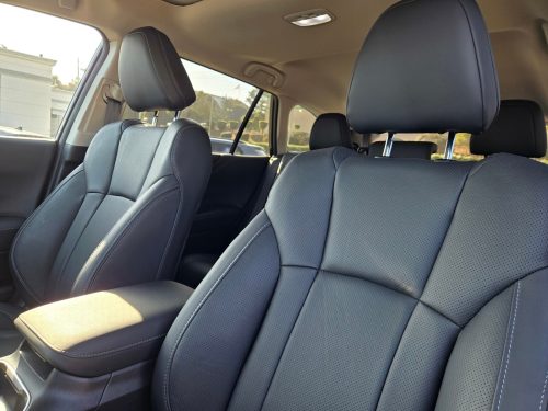 3283f53e28a3bb1677594f616adec108x