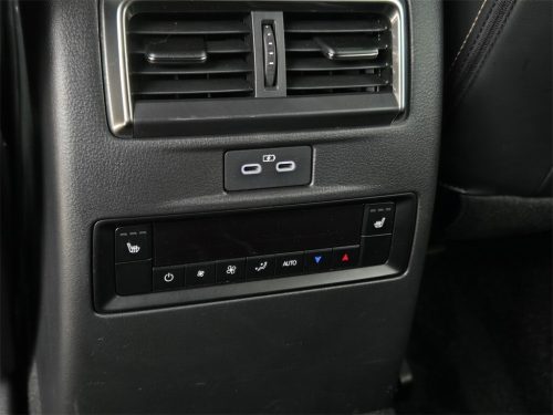 370e7f32b85e45fbdc4e3c79e043a191x