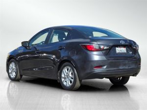 43ff2b37560744e31bad37b53e384740x