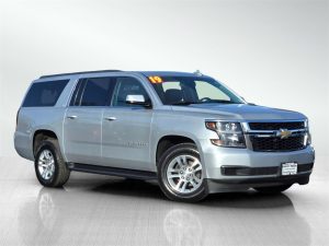 Used 2019 Chevrolet Suburban for sale in Newark