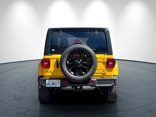 4e1684b9b0c647597c6969f7832a302fx