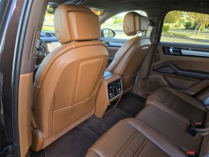 5133f1b6b1ac57a6b8350b16235bd49cx