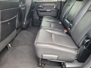 5549d8438c205775d7cad9e34e5ff500x