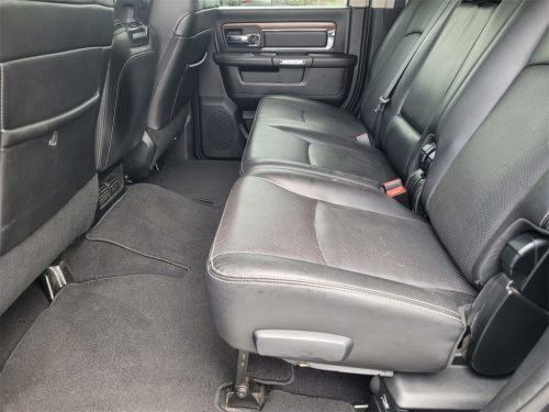 5549d8438c205775d7cad9e34e5ff500x