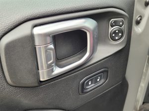 5b87e1e081a51a04e64122d326840298x