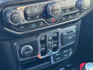 60179226f24d403dfb99bb46b1581545x