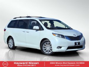 Used 2017 Toyota Sienna for sale in Hayward