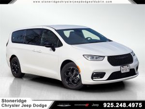 Used 2024 Chrysler Pacifica Hybrid for sale in Pleasanton