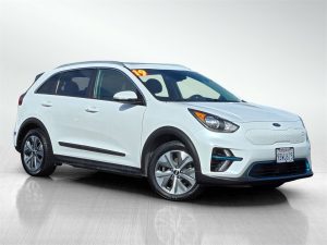 Used 2019 Kia Niro EV for sale in Newark