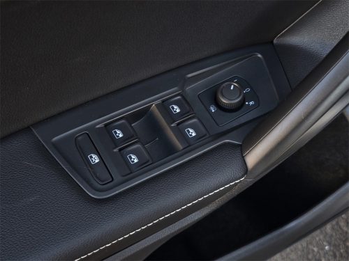 7b25f853ee04edf8fd339d2b0fb1c584x