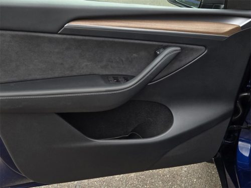 7cda04359617a40ecb7e2162049c95f5x