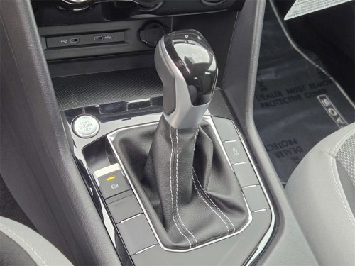 81b734d9d9878db5e3c112e73952d767x