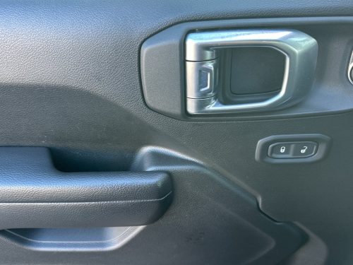 8d2a01dc73f07945916052516703ad3bx