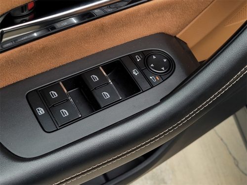 8e8bb0ce7df96a798efb79a2b1d51013x