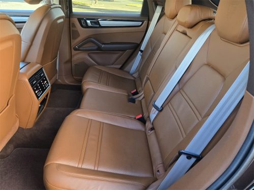 b18c3cd27b260aac8576863a008301d8x