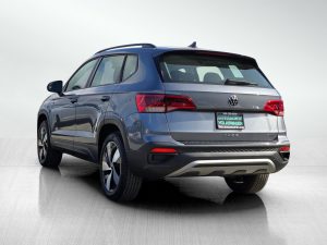 b1f3420fb57eb40141d8c68b9cba352ex