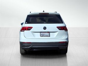 b42a2f2cfd8052d032450d2c94fba345x