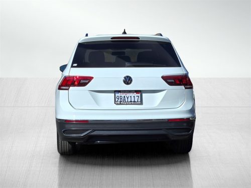 b42a2f2cfd8052d032450d2c94fba345x