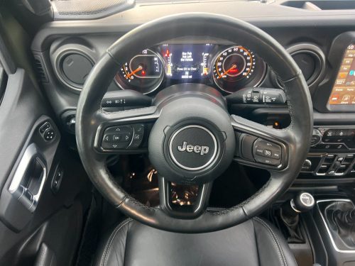 c0c8c6a77d8d6592d7a2746edc9de33bx