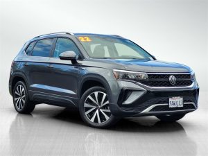 Used 2022 Volkswagen Taos for sale in Newark