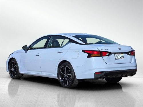 d1699aaeba133a7a76cda45b23a397b2x