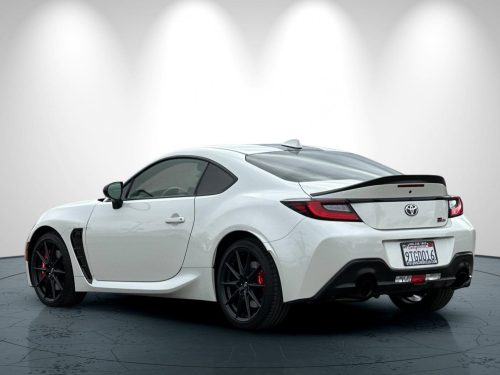 d294057af74a3ee212838de75019f7f4x