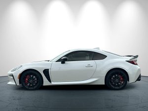 d884316cf353af5956e2a411fa402c4dx