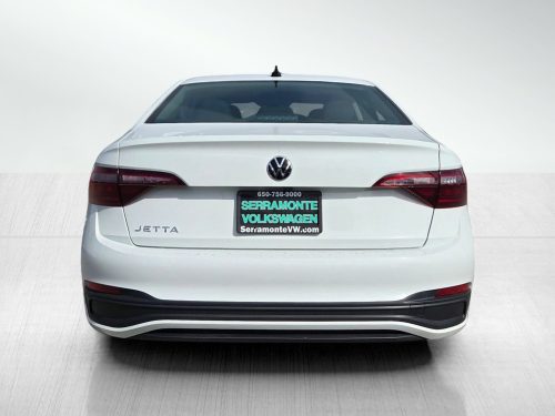 e819c79bd23127e23aa949b995baa986x