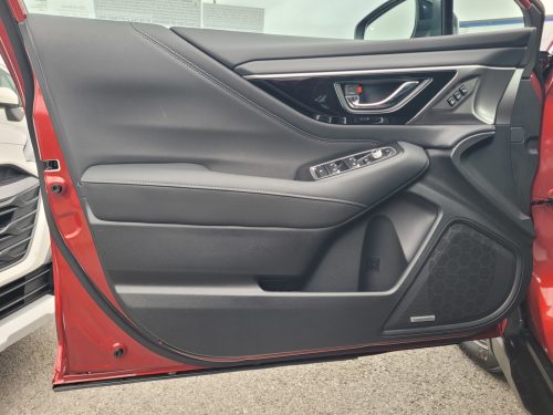 ed5c6ab8402e4bad8afa983821e13516x